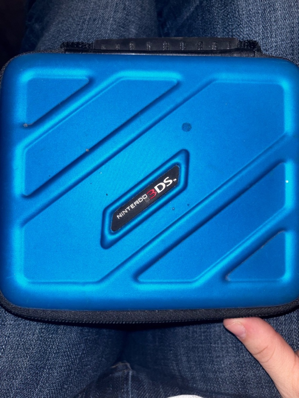 Nintendo Blue Portable 3DS w/Protective Case& games!